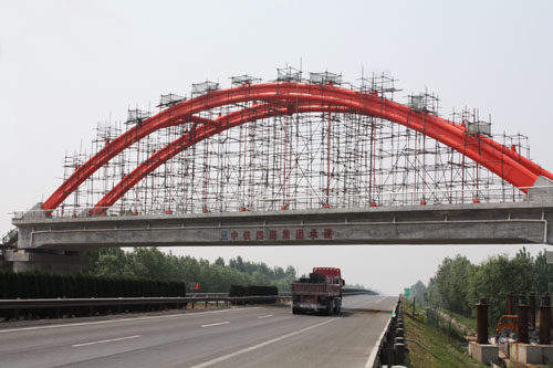 德大铁路Ⅱ标段首座系杆拱桥竣工
